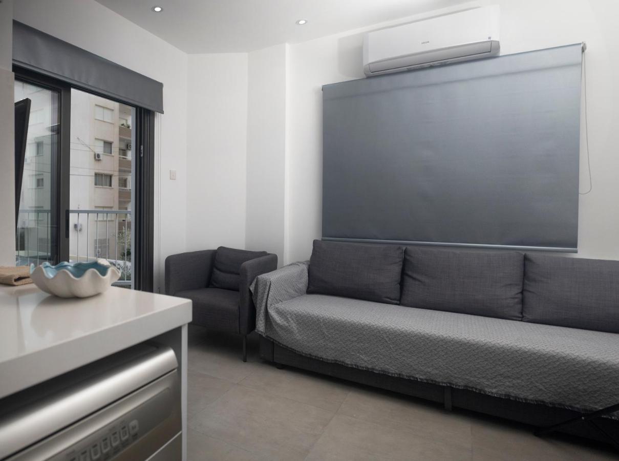 Lovely 2 Bed Apartment In Larnaca City Centre Ngoại thất bức ảnh