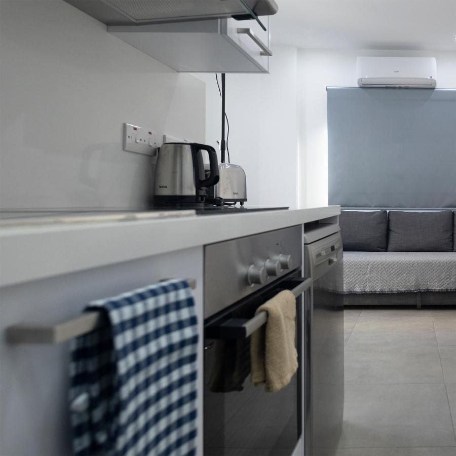 Lovely 2 Bed Apartment In Larnaca City Centre Ngoại thất bức ảnh